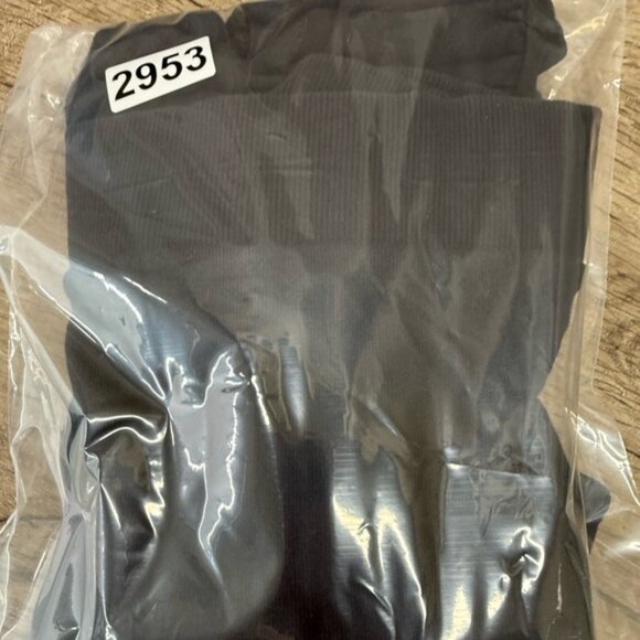 Nation LTD black sweatshirt‎ with puff sleeves size medium - Picture 6 of 6